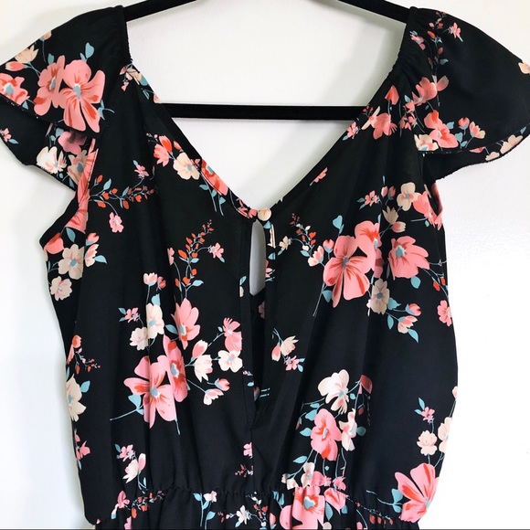 Pins & Needles Silky Flutter-Short Romper - Picture 4 of 8